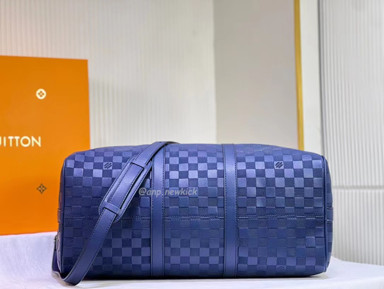 Louis Vuitton Keepall Bandouliere Monogram 50 Navy Duffel Bag (33) - newkick.app